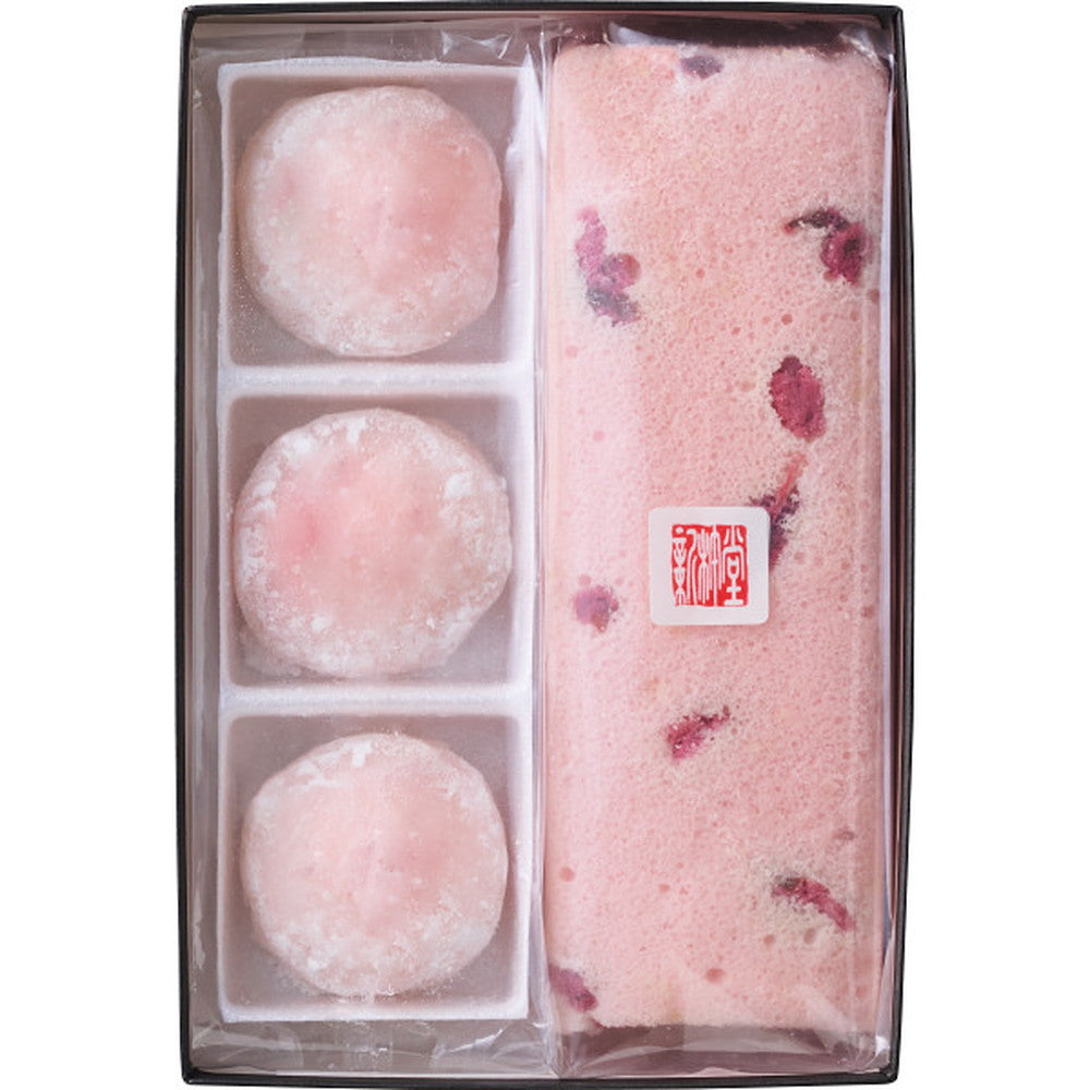 Shinkinedo Sakura Fluffy & Strawberry Mousse Daifuku Set
