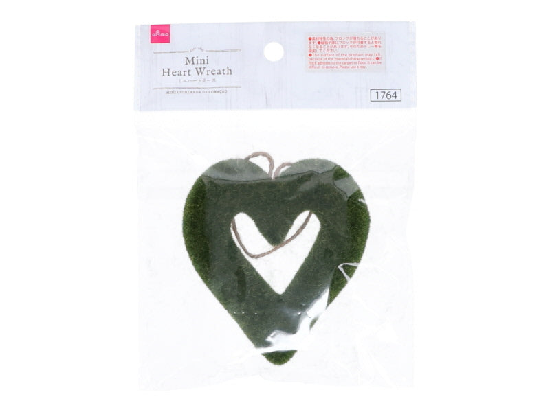 Mini Heart Wreath