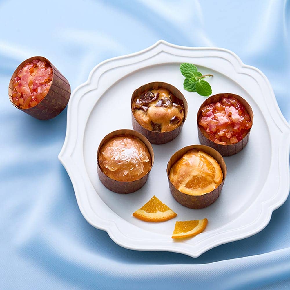 Hoshi Fruits Shimmering Fruit Cupcakes 12 Pieces