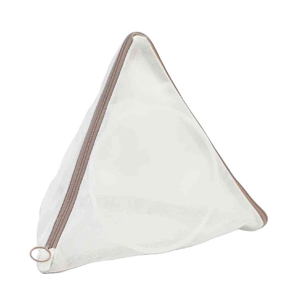 Fujie Piranet Pyramid-Shaped Laundry Net for Bras/Delicate Clothes PN-001