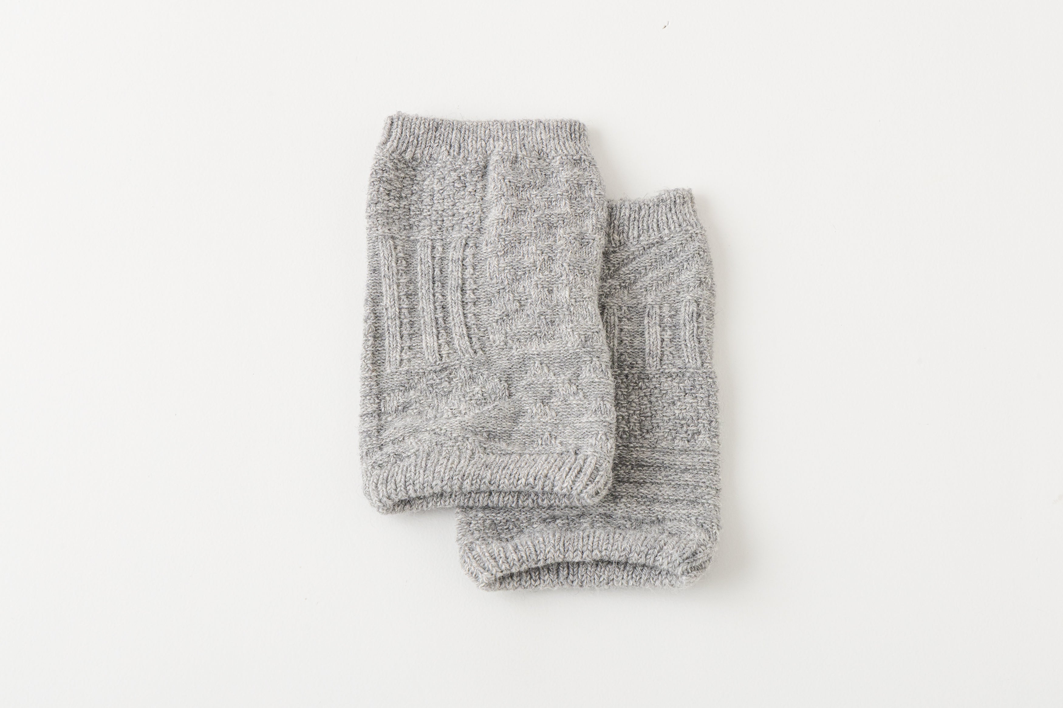 Z1148 2-Way Warmer (Pattern Knit) Gray BARA-450