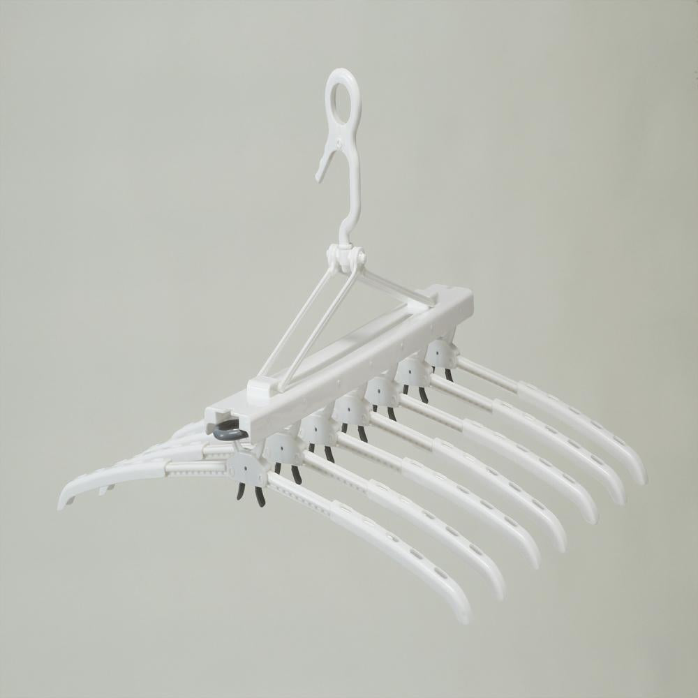 Park Lane ONE Easy-to-Use Expandable 7-Clip Hanger Gray
