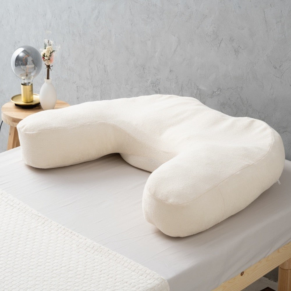HUGNEGU Dedicated Pillowcase