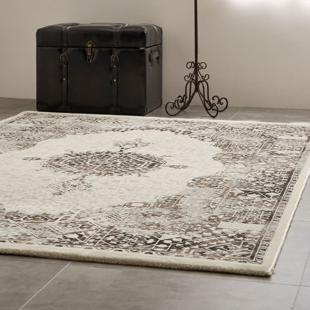 Egyptian Wilton Rug Garland 160×235