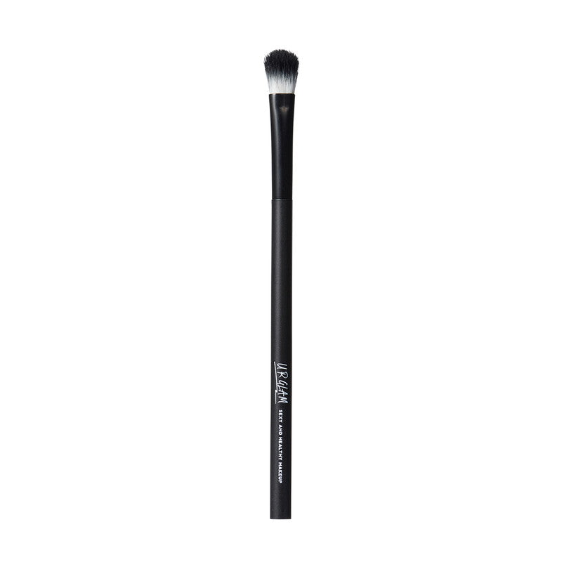 UG Eyeshadow Brush A