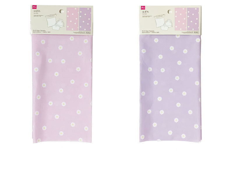 Fabric Remnant (Flower)