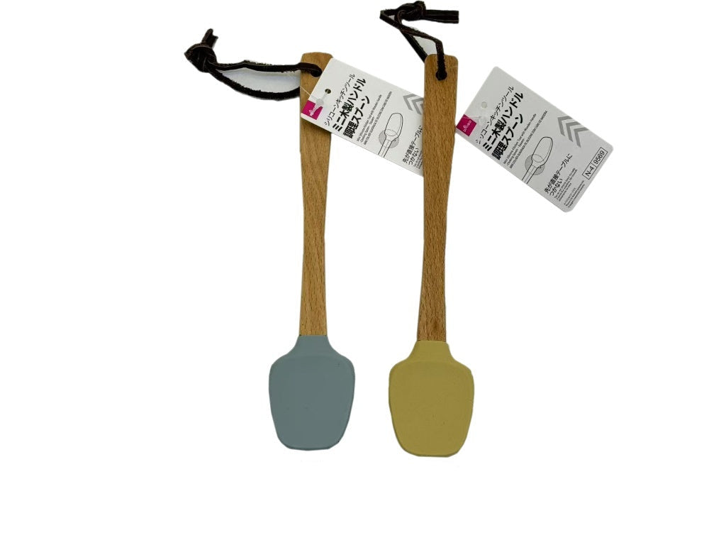 Mini Wooden Handle Silicone Kitchen Tool (Cooking Spoon, Square)
